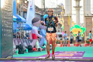 BIB: 011, 5183
                            <button type="button" onclick="openModal(24883638)" class="btn btn-primary btn-sm float-right btn-popup" data-toggle="modal" data-target=".modal-high-quality">
                        <i class="fas fa-shopping-cart"></i> Add to Cart
                    </button>
                                            <button type="button" onclick="isThisMe(24883638, true)" class="btn btn-success btn-sm float-right btn-popup btn-isme hidden" data-toggle="tooltip" data-placement="bottom" title="นี่คือรูปของคุณใช่ไหม คลิกที่นี่เพื่อเอาเข้าอัลบั้ม">
                        <i class="fas fa-plus"></i> Add to album
                    </button>
                    <button type="button" onclick="isThisMe(24883638, false)" class="btn btn-warning btn-sm float-right btn-popup btn-isnotme hidden">
                        <i class="fas fa-ban"></i> Remove from album
                    </button>